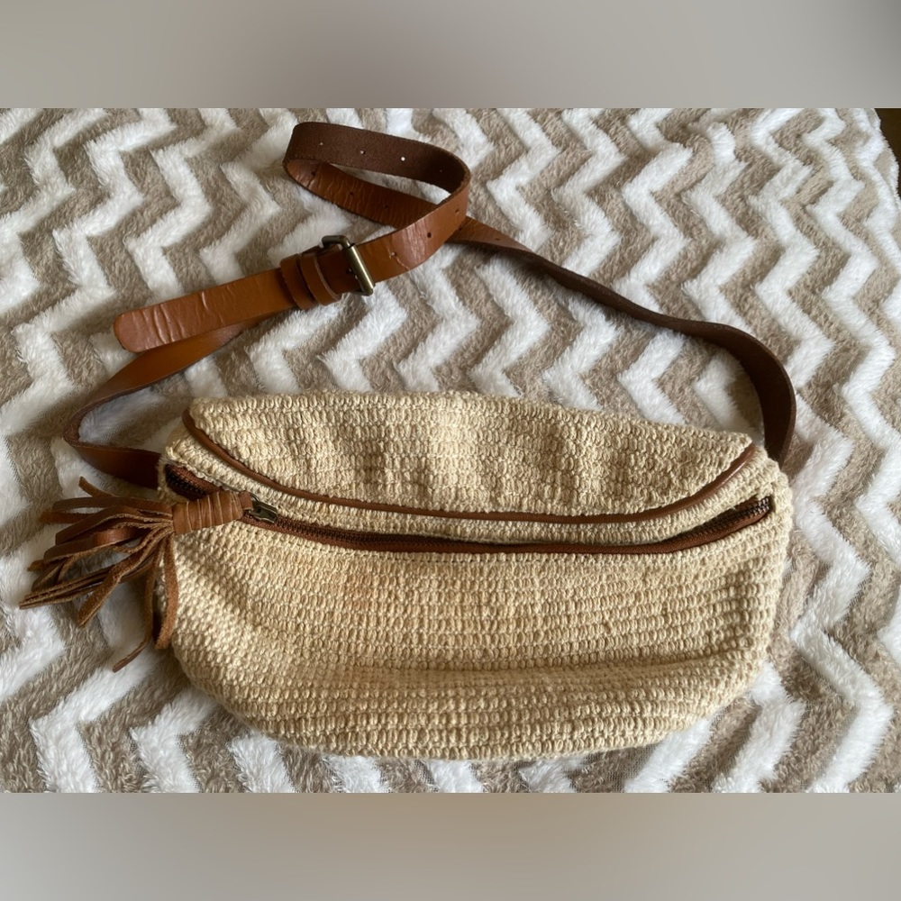 Ecote Crochet Belt Fanny Pack Cream Tan Leather Tassel Boho Urban Outfitters